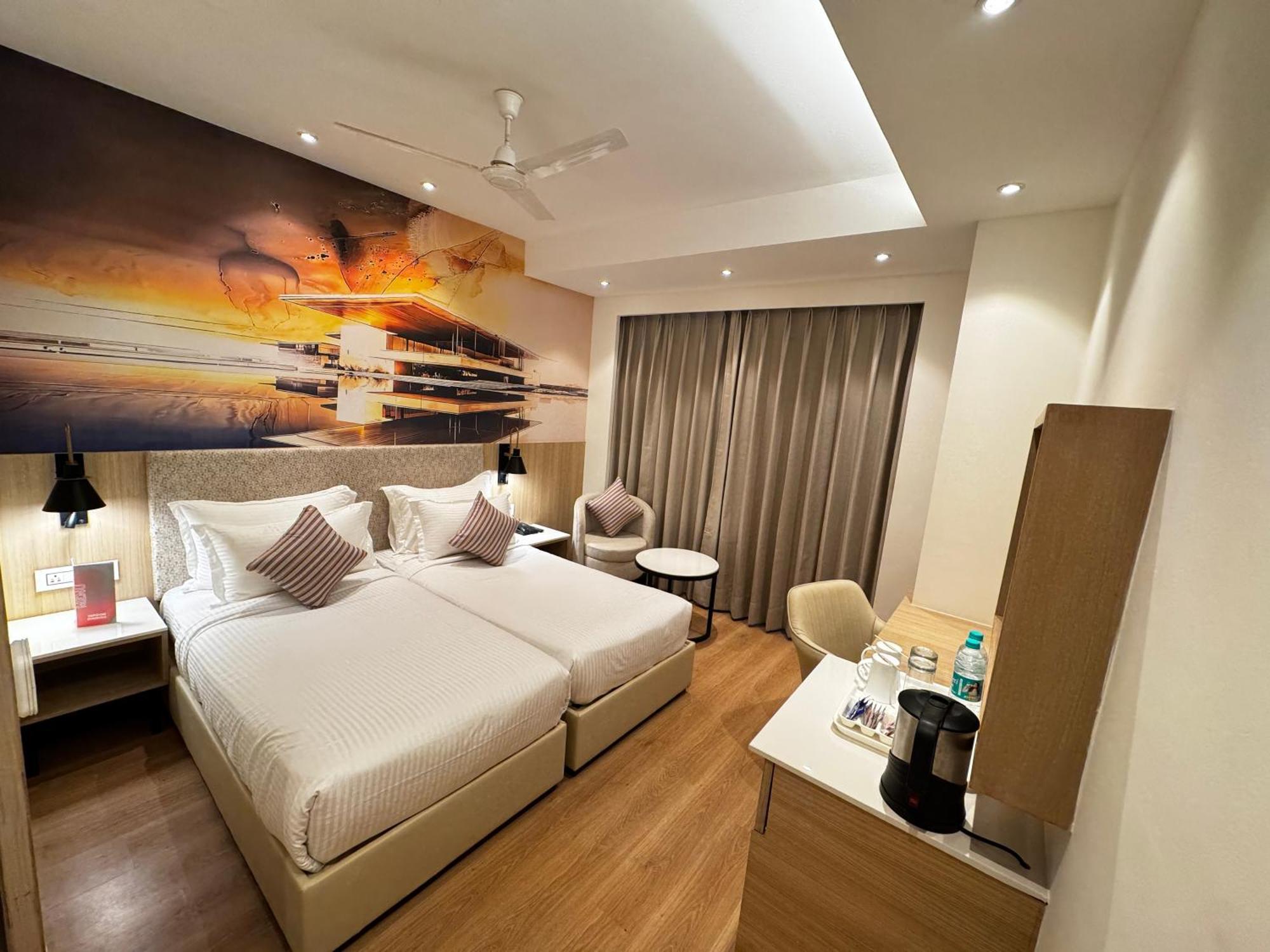 Tulip Inn Zirakpur Dış mekan fotoğraf