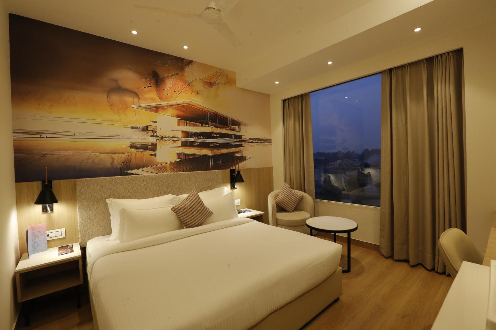 Tulip Inn Zirakpur Dış mekan fotoğraf