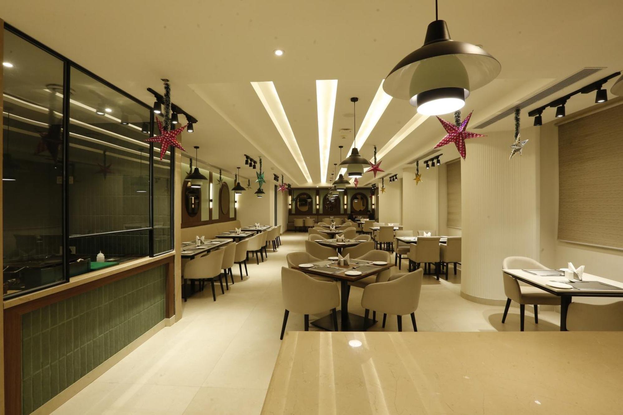 Tulip Inn Zirakpur Dış mekan fotoğraf