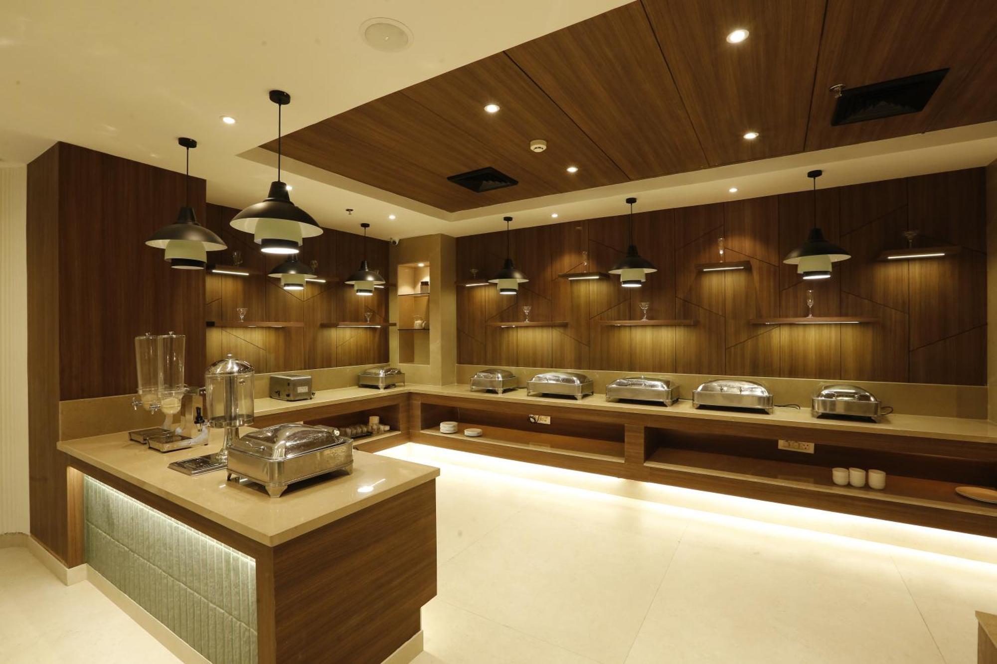 Tulip Inn Zirakpur Dış mekan fotoğraf