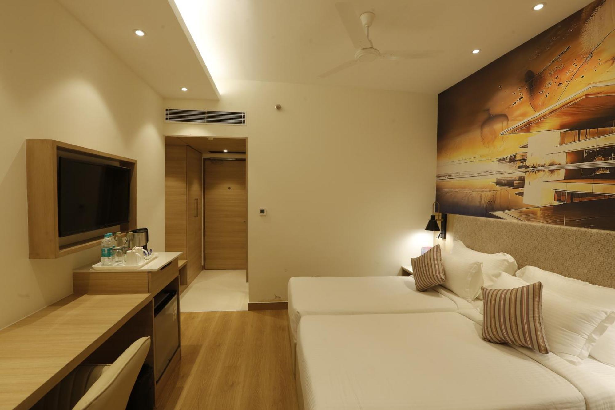 Tulip Inn Zirakpur Dış mekan fotoğraf