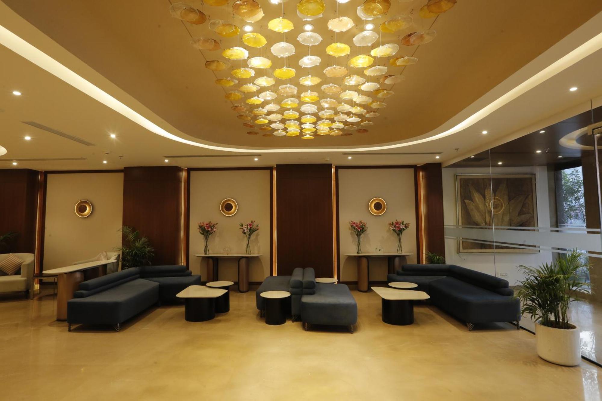 Tulip Inn Zirakpur Dış mekan fotoğraf